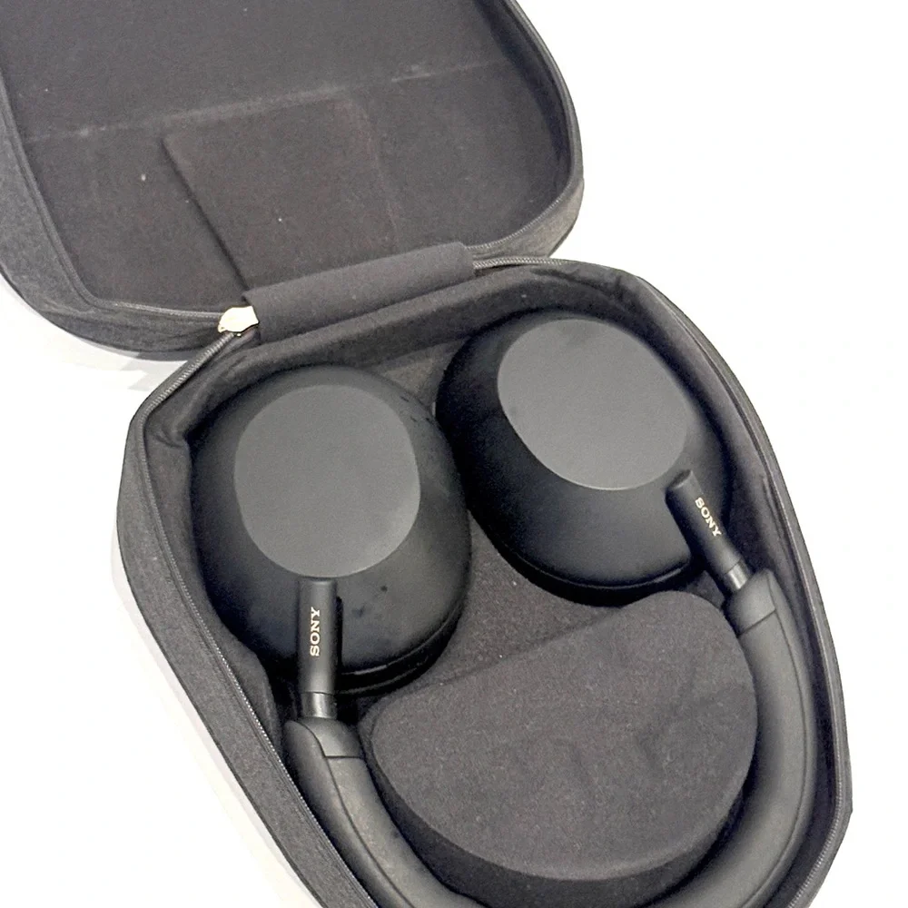 SONY WH1000 Wireless Black Noise Cancelling Headphones